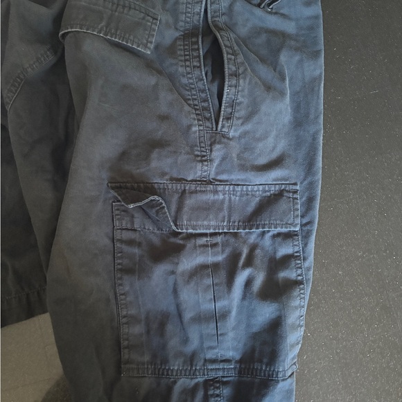 Nike Cargo Shorts, Size Large - Picture 7 of 8